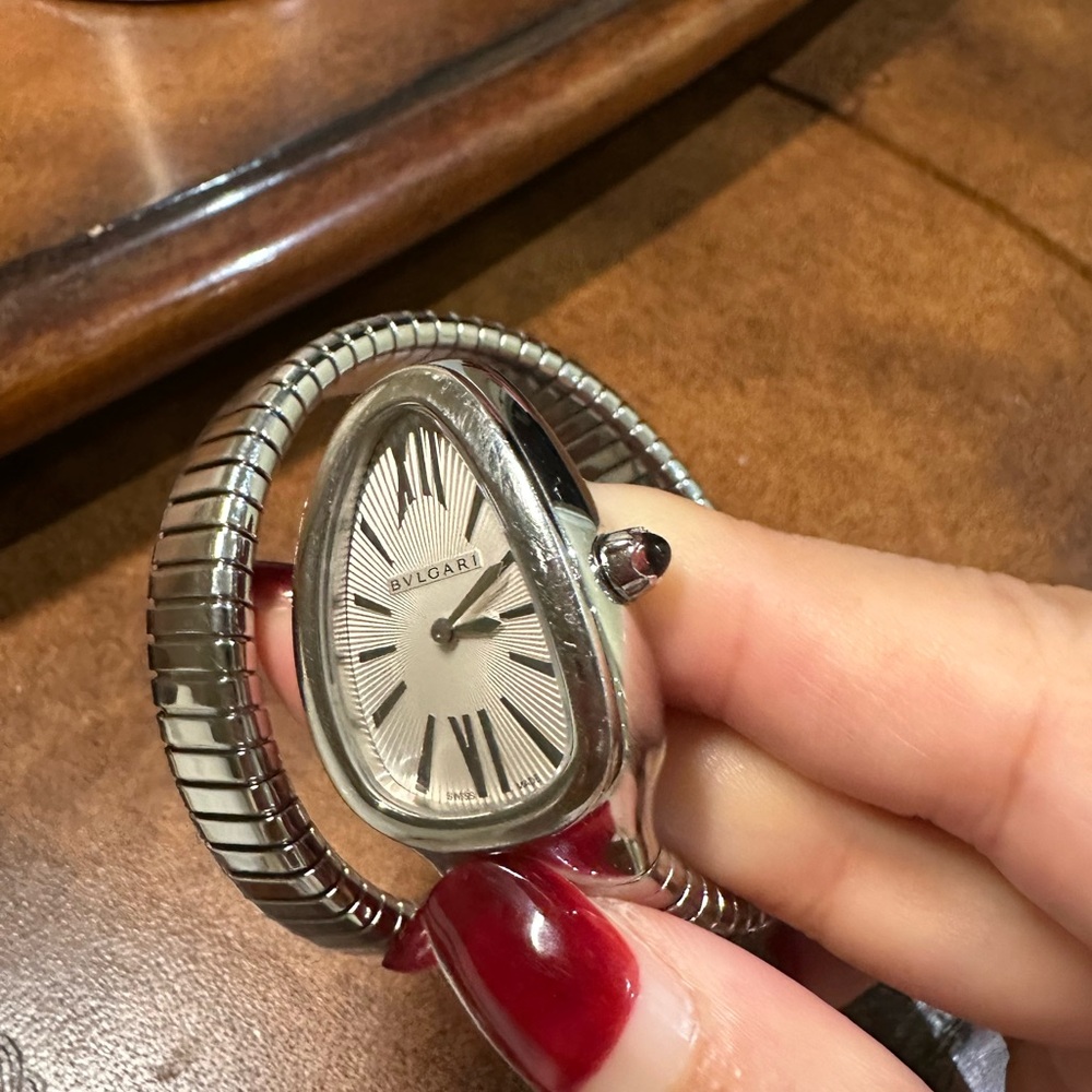 Serpentine Bvlgari watch in stainless steel, silver bezel